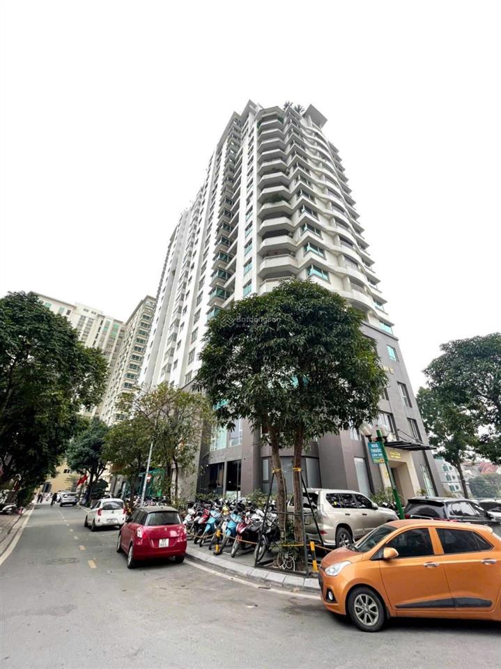 Cho thuê căn hộ chung cư n09, dịch vọng, công viên cầu giấy. 130m nhà 4 phòng ngủ