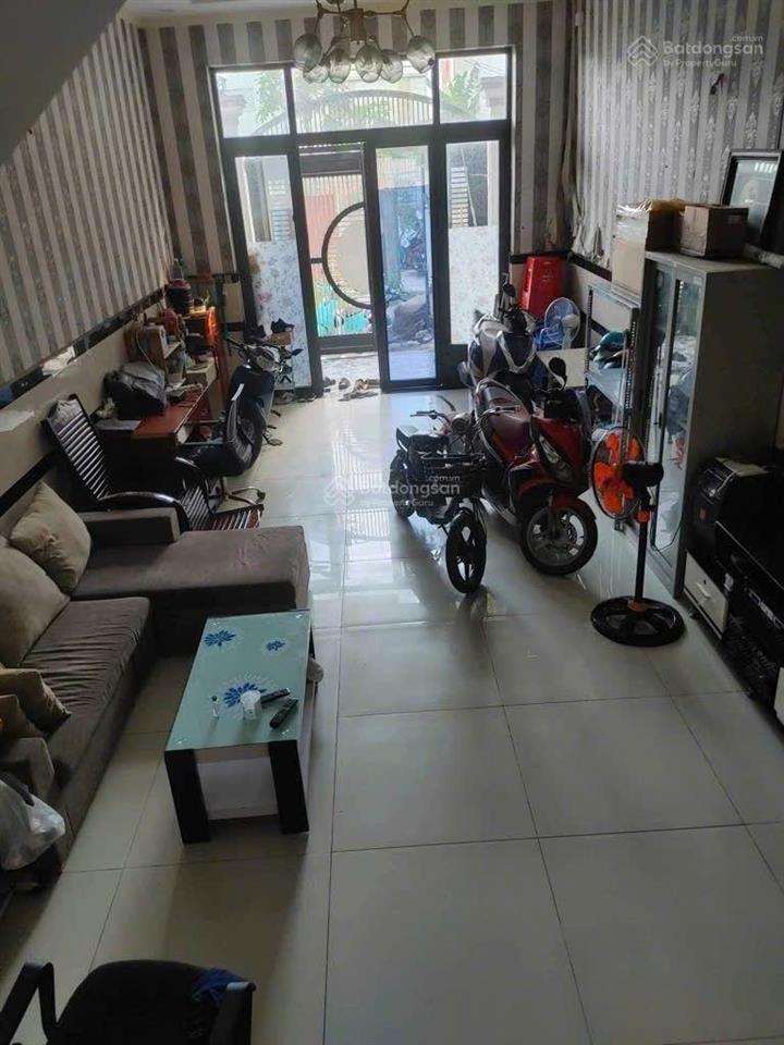Dt78m  nhà 2 tầng  ngay nguyễn thị tú  ô tô đỗ cửa  chỉ 72tr/m  full thổ  hoàn công đủ.
