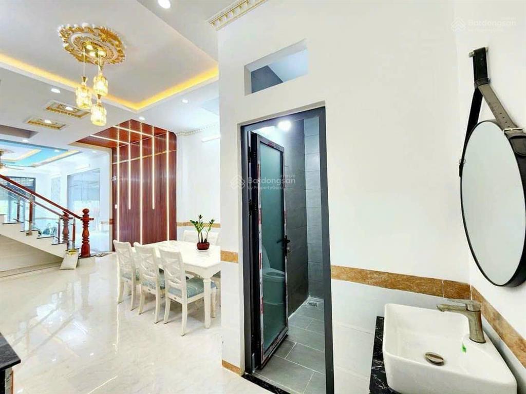 Cần bán nhà 4 pn ngay trung tâm thạnh phú gần công ty changshin, nhận nhà với 400triệu