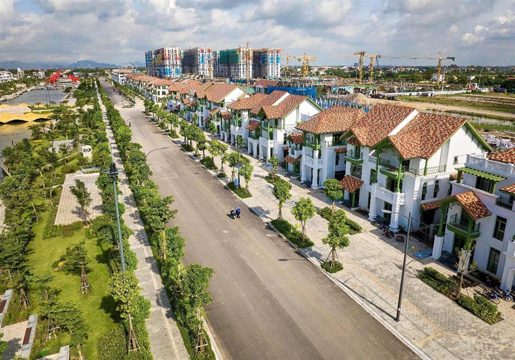 Quỹ độc quyền dành cho 100 căn đầu tiên booking định danh, căn liền kề giá rẻ chỉ nhỉnh 5 tỷ/ căn