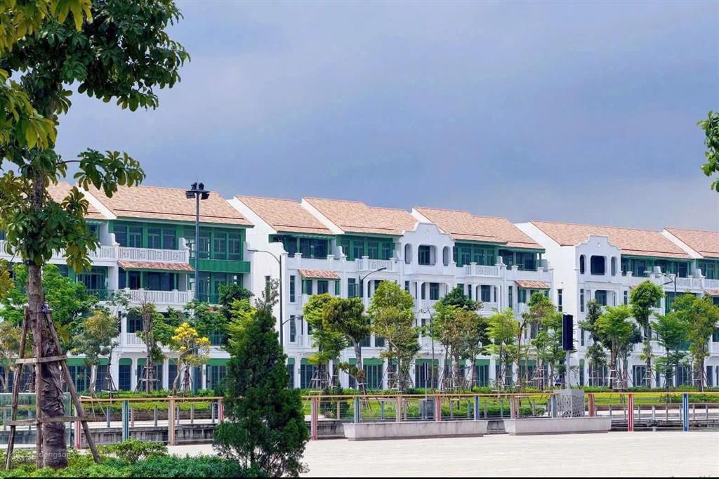 Quỹ độc quyền dành cho 100 căn đầu tiên booking định danh, căn liền kề giá rẻ chỉ nhỉnh 5 tỷ/ căn