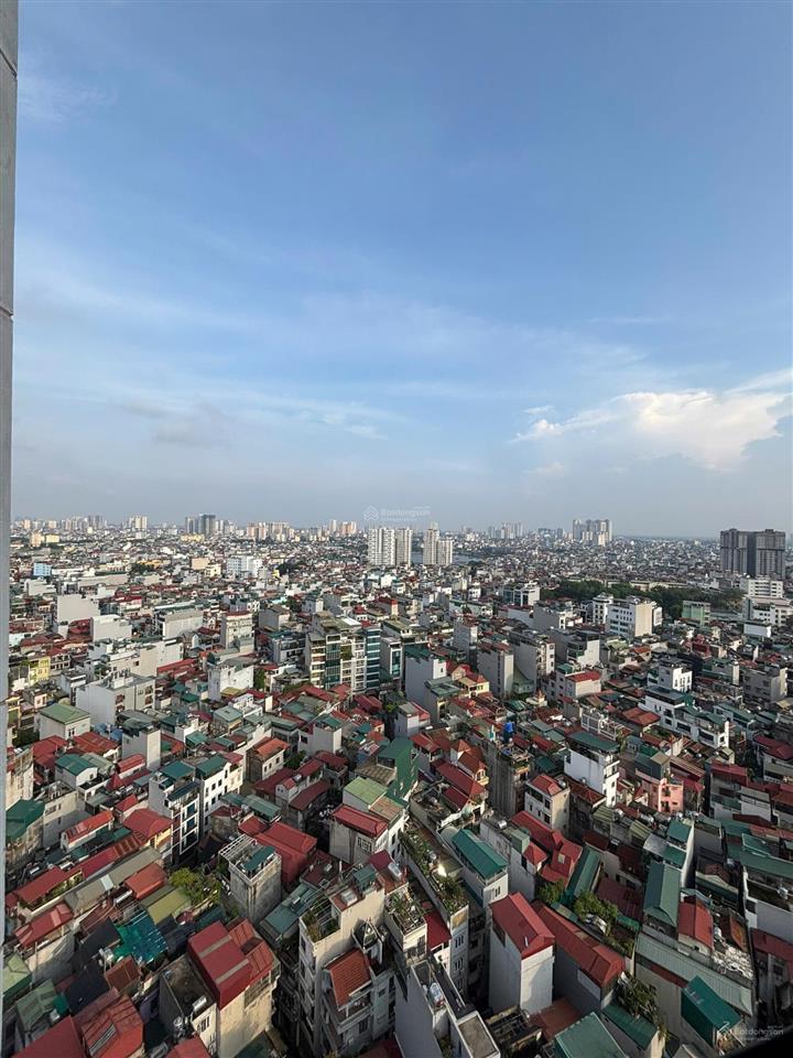 Chính chủ rao bán căn hộ chung cư vnt 19 nguyễn trãi, thanh xuân 96m3, 3 ngủ, full nt, sổ đỏ