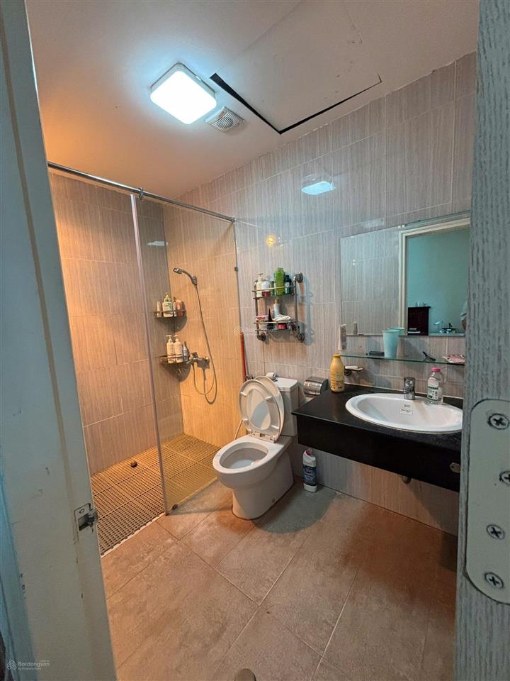 Chính chủ rao bán căn hộ chung cư vnt 19 nguyễn trãi, thanh xuân 96m3, 3 ngủ, full nt, sổ đỏ