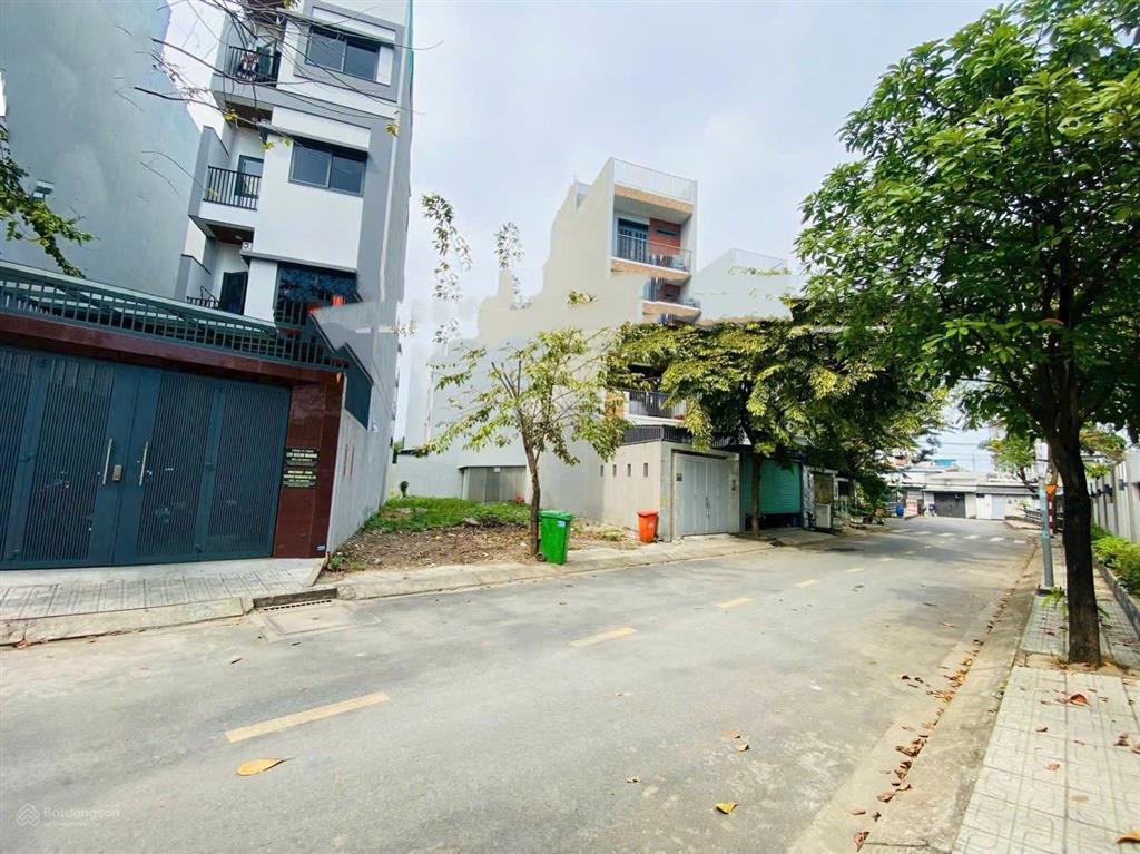 Đất hiếm ngay center home full thổ cư  ngang 5.6m  dt 81.8m2 khu đồng bộ cao tầng  dân trí cao