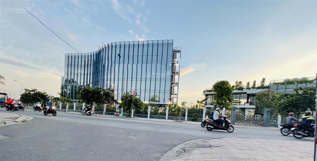 Đất hiếm ngay center home full thổ cư  ngang 5.6m  dt 81.8m2 khu đồng bộ cao tầng  dân trí cao