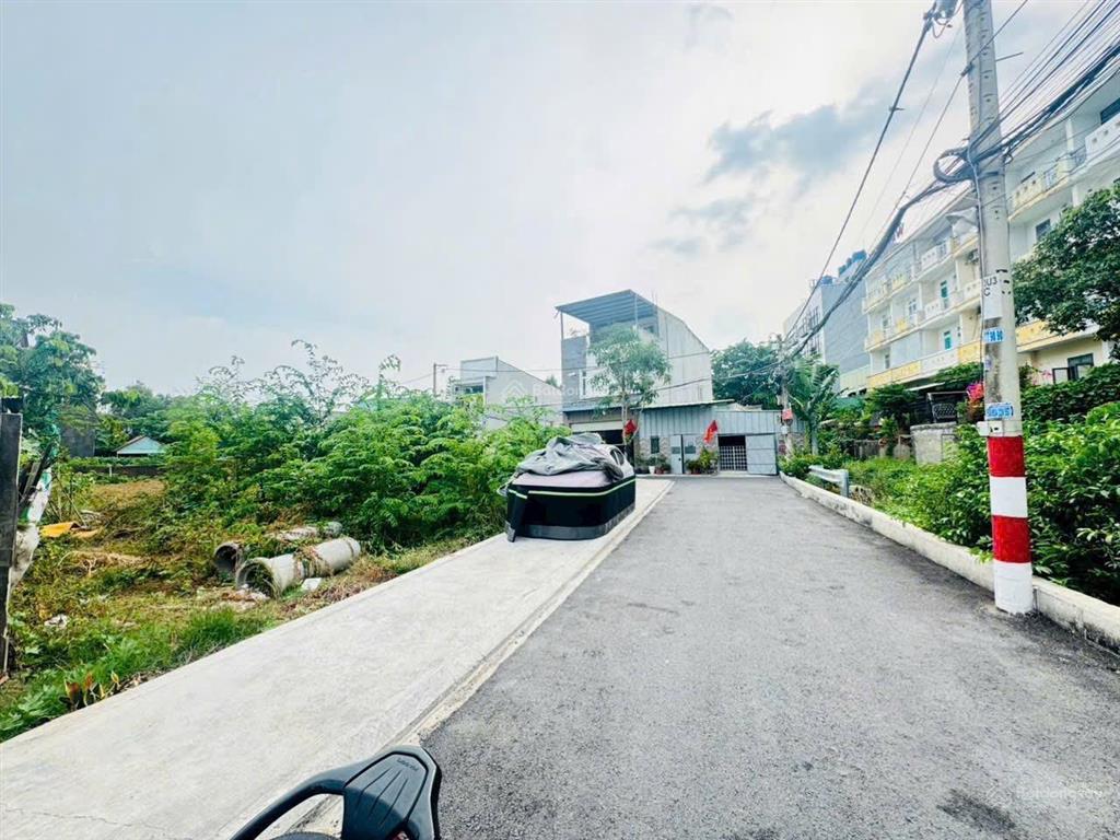 Đất full thổ cư  hxh quay đầu  kdc đồng bộ dân trí dt ~66m2 ngay sau lưng vinatech  gpxd 4 tầng