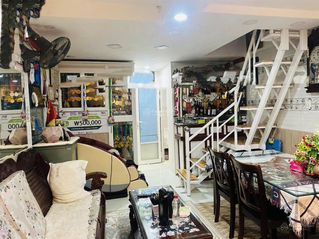 Chdv 2 tầng gần cc tdh trường thọ  ngang 9.8m dt 145m2  gần metro  thu nhập sẵn 30tr/tháng