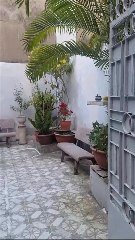 Bán nhà trần huy liệu sổ hồng, dt 6,1 x 20m. giá 26.5 tỷ. khu dân trí cao, yên tĩnh, hẻm xe hơi