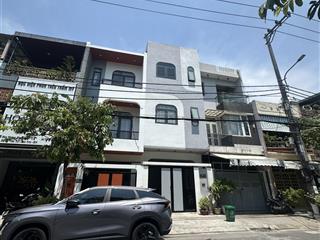 Cần bán gấp căn nhà 3 tầng mặt tiền  đường 7m5  trung tâm phước mỹ ,sơn trà , đà nẵng.