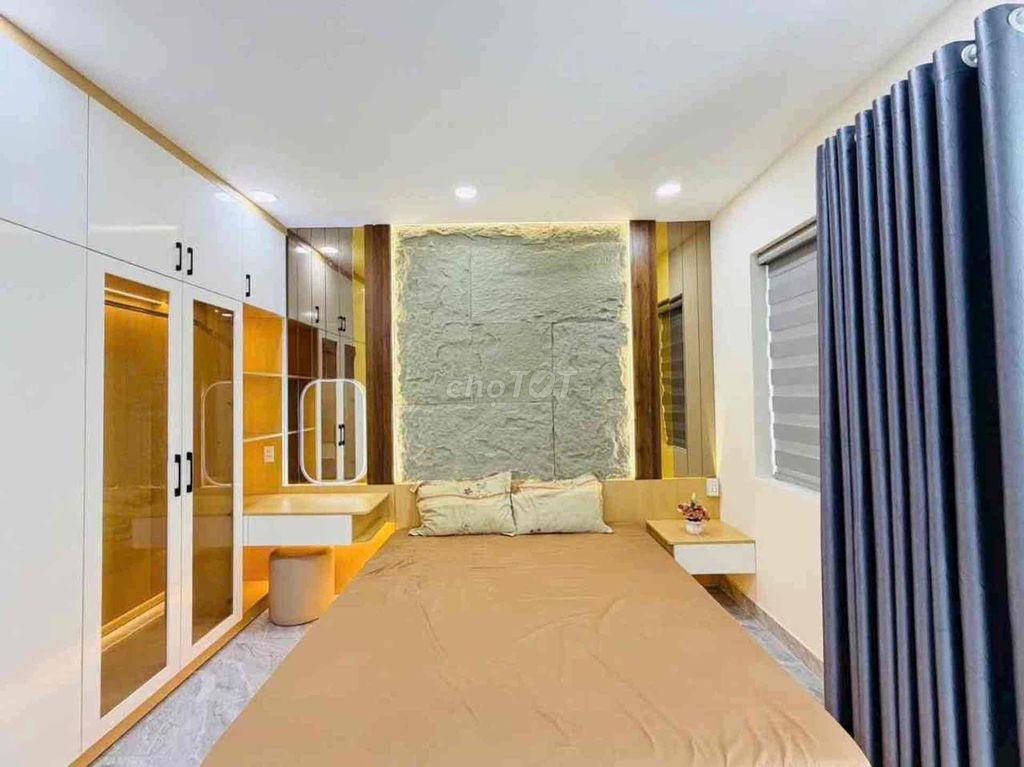 Nhà đẹp Đông Hưng Thuận Q12, 64m², 5 tầng, thang máy, hẻm ô tô 11m, 8.