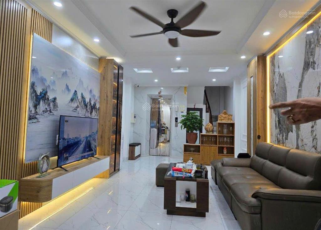 Siêu phẩm vũ tông phan  hơn 10 tỷ  37m2  phân lô  ngõ nông  thông  thang máy nhập