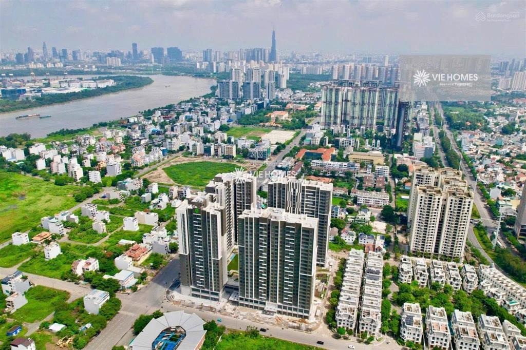 Chỉ 6,35 tỷ sở hữu ngay căn 2pn 64m2 tầng cao ,view thành phố, không bị chắn tầm nhìn. 0939 420 ***