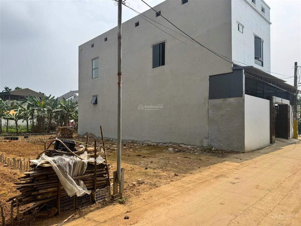Bán gấp mảnh đất view nhà văn hoá cánh chủ, 100.9m chỉ 3.7 tỷ (gần chợ hoà lạc)