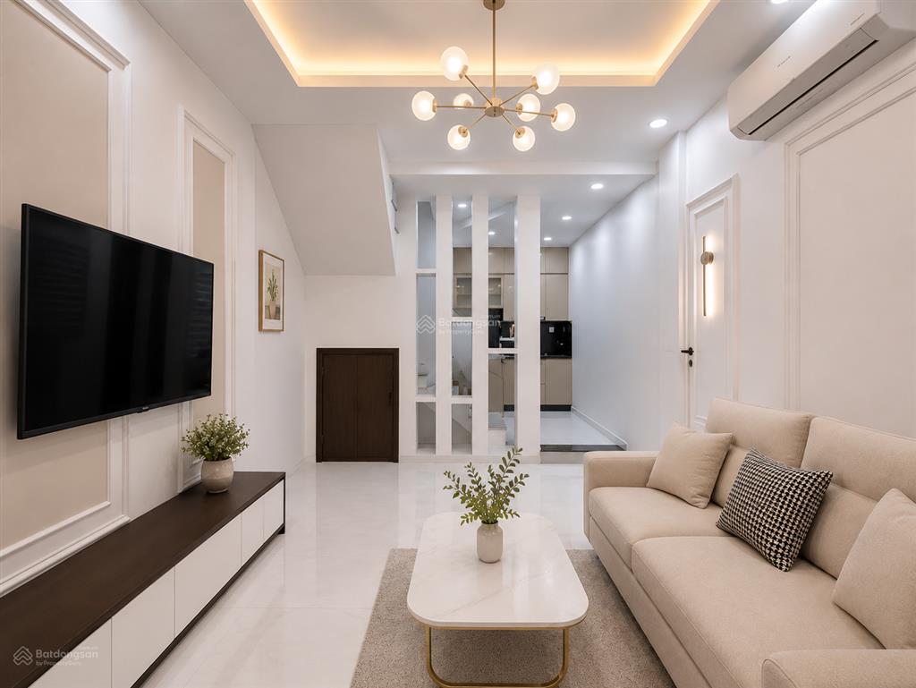 Nhà mới full nội thất, trung tâm phú nhuận, hẻm sát mt phan xích long chỉ 4.x tỷ