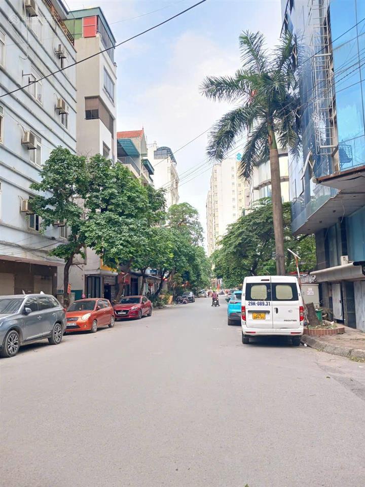 Nhà 5 tầngkhu đô thị man bồi hà đôngtrước nhà ô tô tránh
