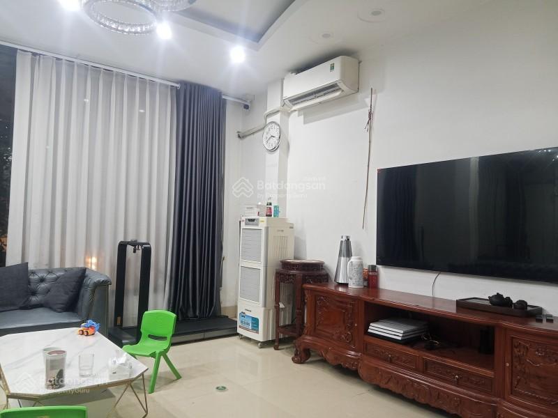 Nhà 5 tầngkhu đô thị man bồi hà đôngtrước nhà ô tô tránh