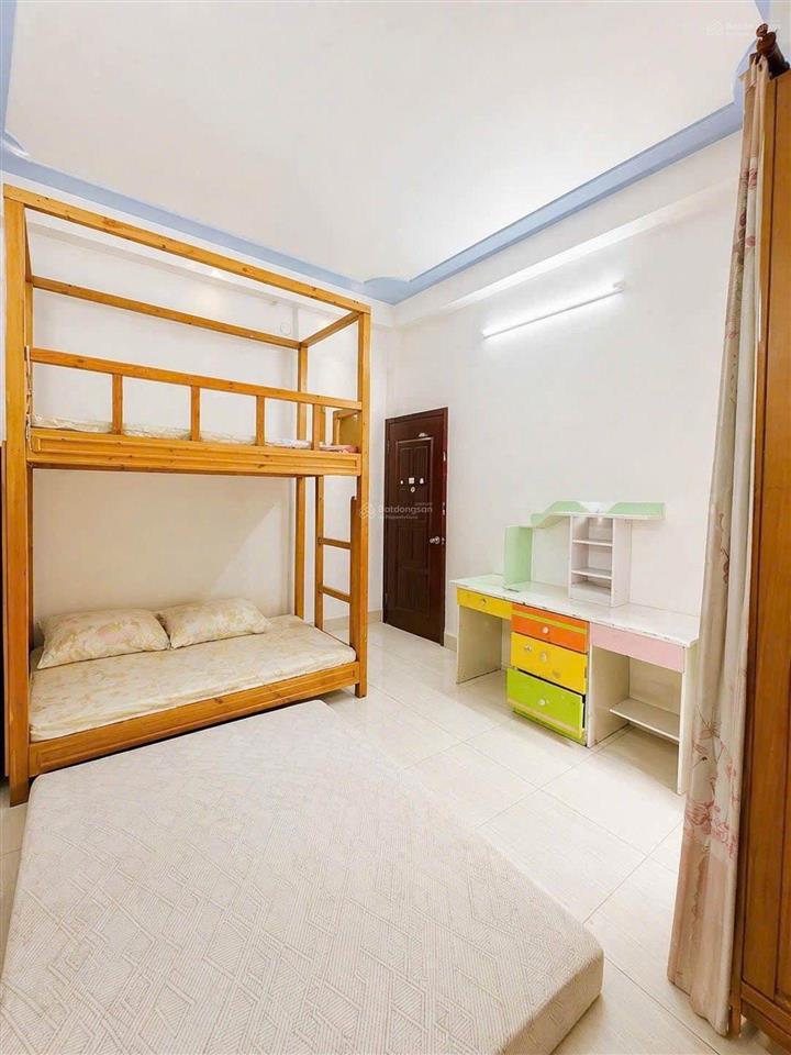 Lê văn quới bình trị đông, bình tân 44m , 4 tầng btct kiên cố shr chính chủ công chứng ngay