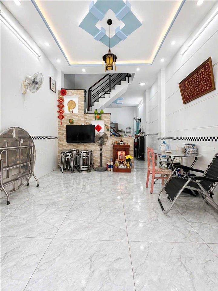 Lê văn quới bình trị đông, bình tân 44m , 4 tầng btct kiên cố shr chính chủ công chứng ngay