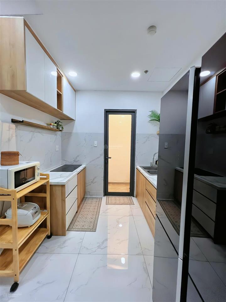 Penthouse  3pn  9,6 tỷ  full nội thất cao cấp  ngay trung tâm quận 2