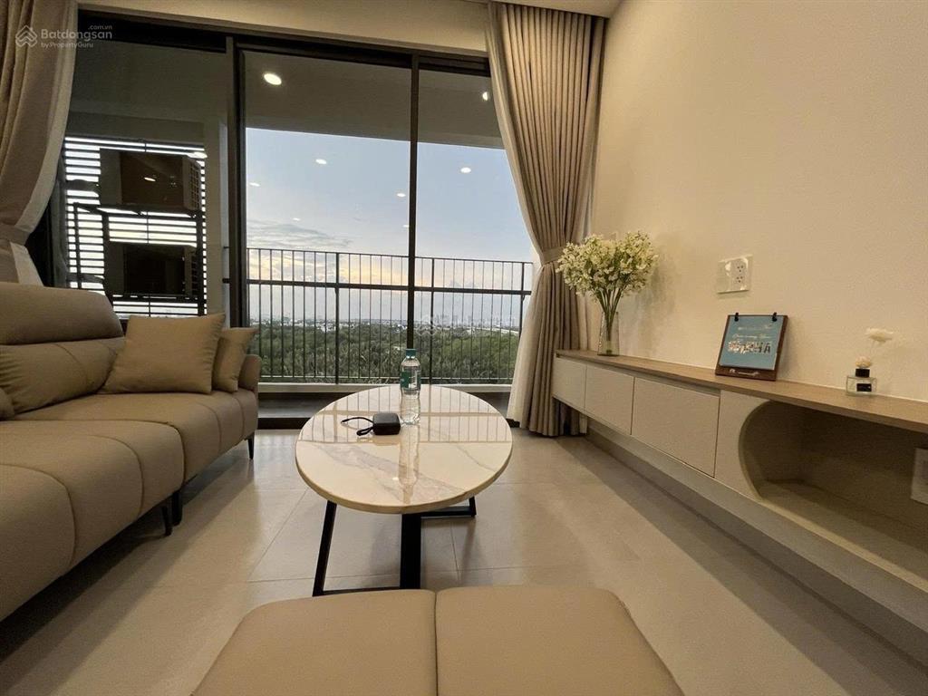 Chuyển nhượng căn hộ 3pn diện tích 99,9m2  full nội thất cao cấp  mt eastmark city
