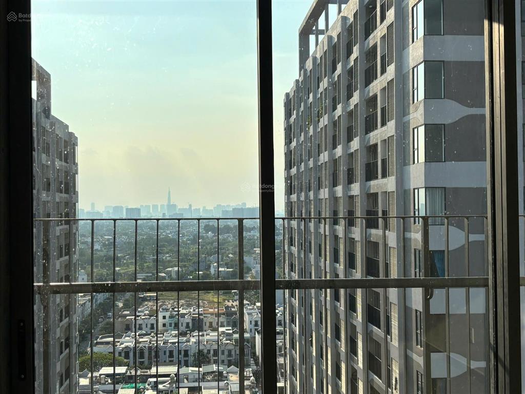 Cho thuê căn hộ quận 9 đẹp 65m2 giá 5,5 triệu/th rèm, máy lạnh, máy nn, tủ kệ bếp (căn duy nhất)