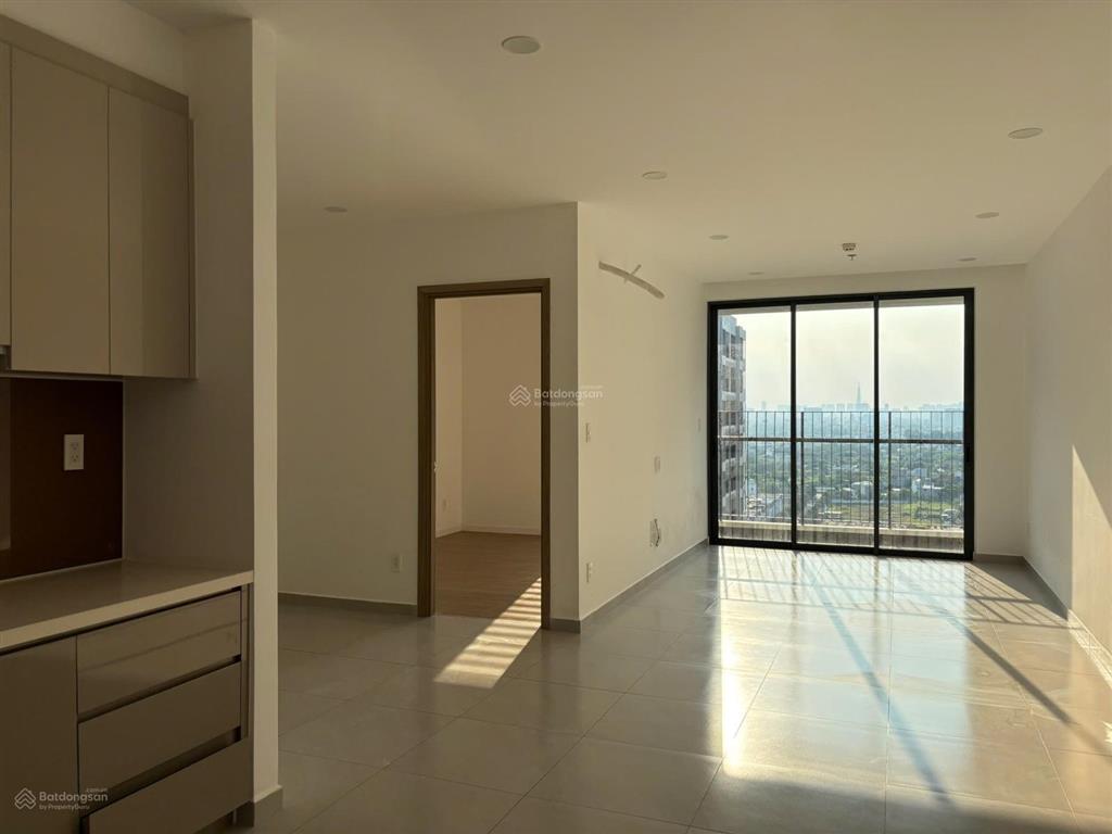 Chuyển nhượng căn 1pn + mt eastmark quận 9 giá chỉ 2,9 tỷ còn thương lượng view landmark 81