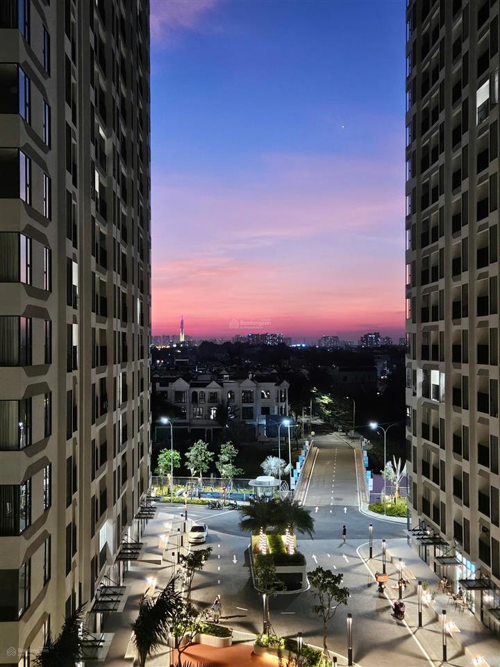 Chuyển nhượng căn 1pn + mt eastmark quận 9 giá chỉ 2,9 tỷ còn thương lượng view landmark 81