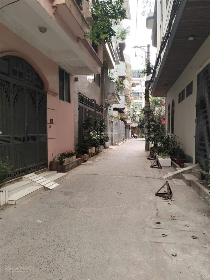 Bán biệt thự 140m2 4pn, 3wc tại ngõ 84 ngọc khánh, q. ba đình, giá thấp.