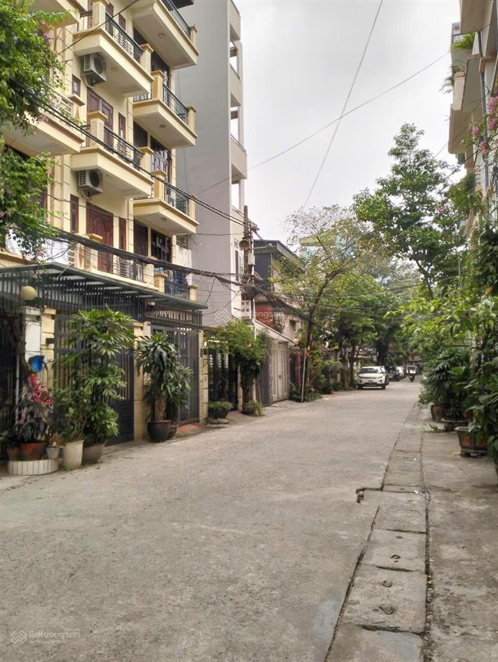 Bán biệt thự 140m2 4pn, 3wc tại ngõ 84 ngọc khánh, q. ba đình, giá thấp.