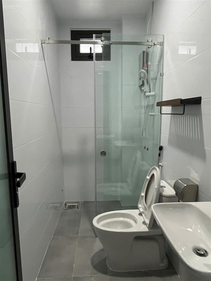 Cho thuê nhà mặt tiền gần đống đa, nhà mới  phù hợp văn phòng  diện tích 97m² (ngang 7m)