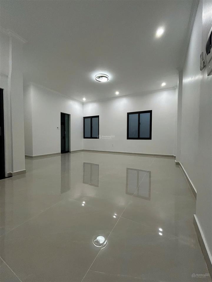 Cho thuê nhà mặt tiền gần đống đa, nhà mới  phù hợp văn phòng  diện tích 97m² (ngang 7m)