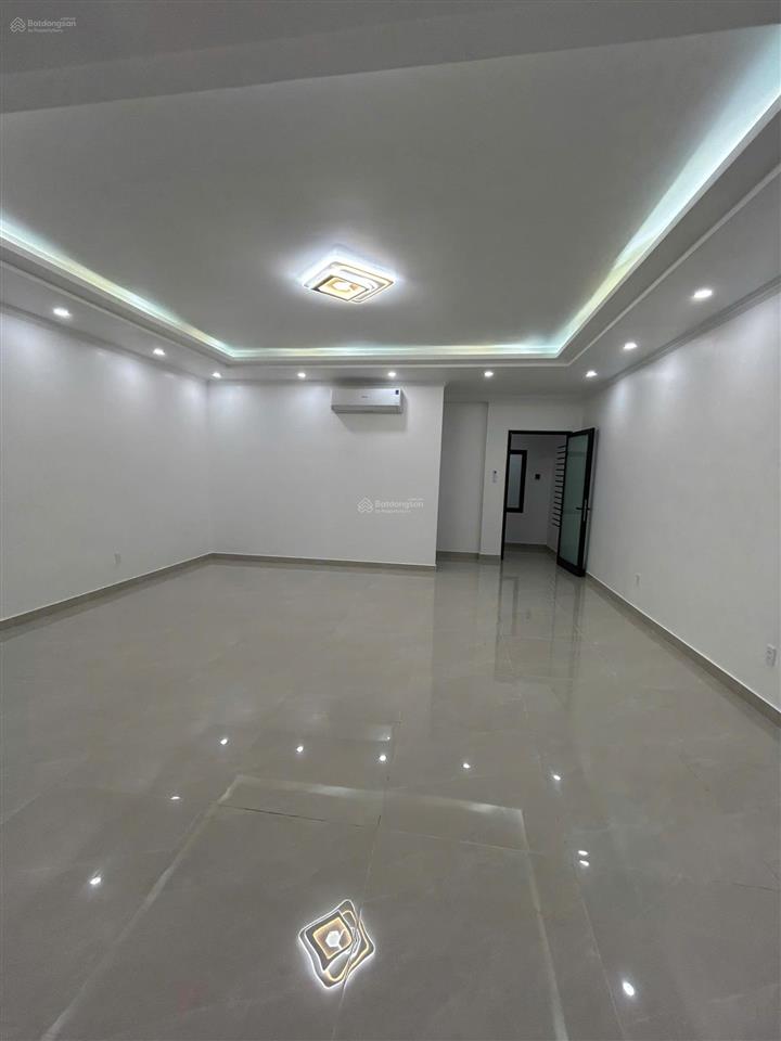 Cho thuê nhà mặt tiền gần đống đa, nhà mới  phù hợp văn phòng  diện tích 97m² (ngang 7m)