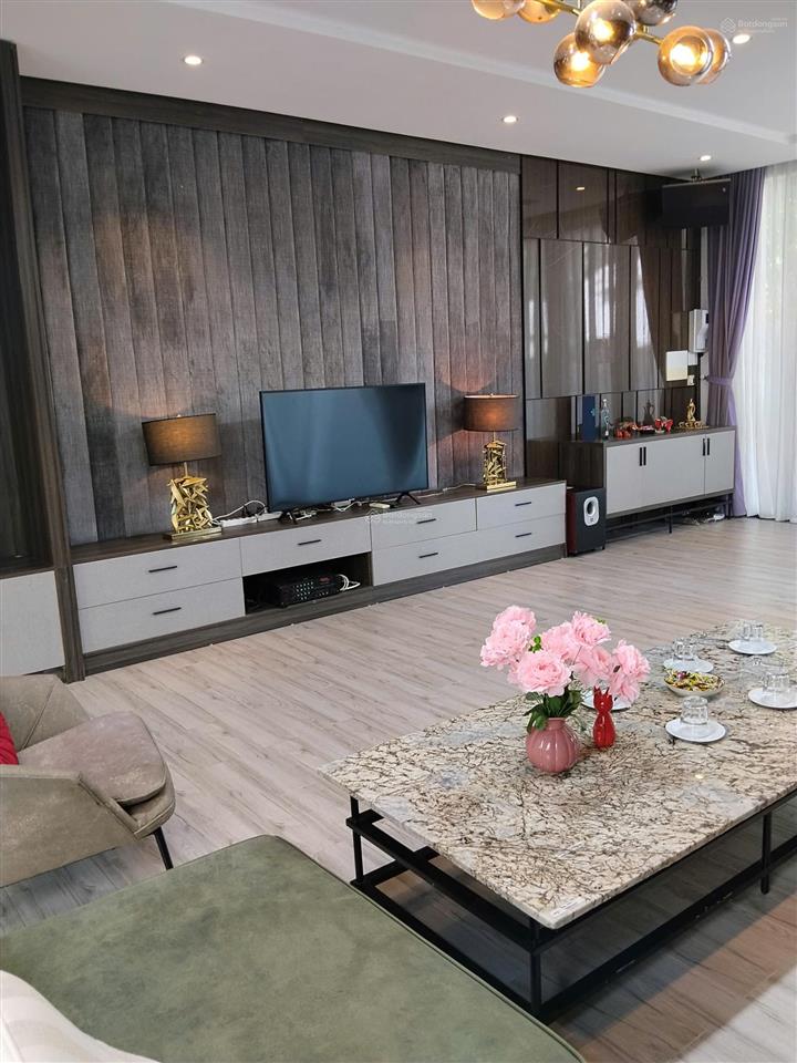 Cho thuê villa 4 tầng view sông hoà xuân  gần euro village 2 diện tích 300m² sàn, 4 tầng
