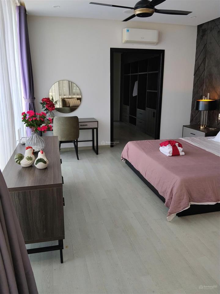 Cho thuê villa 4 tầng view sông hoà xuân  gần euro village 2 diện tích 300m² sàn, 4 tầng