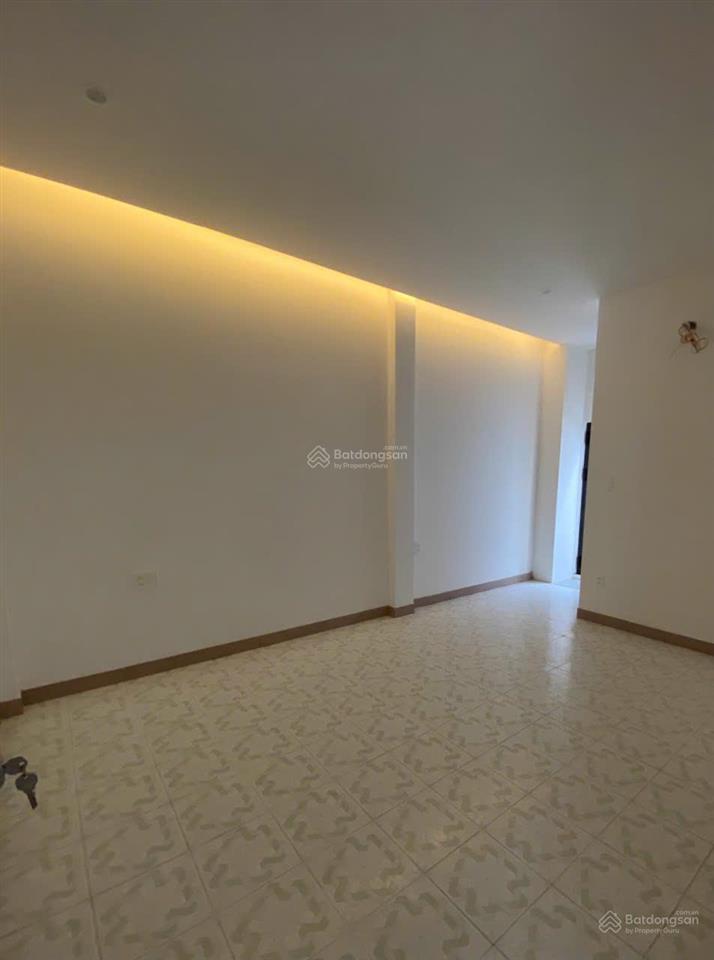 Cho thuê nhà mặt tiền 3 tầng mới đẹp lưu quý kỳ, gần phan đăng lưu