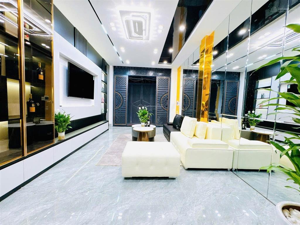 Siêu đẹp! bán nhà pháo đài láng, ngõ thông, ô tô gần, 2 mặt thoáng, 43m2, 6 tầng