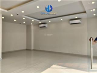 Cho thuê shophouse ha02. dt 114m2, 4t, mt 7,5m, có thang máy. giá 25 triệu/ tháng