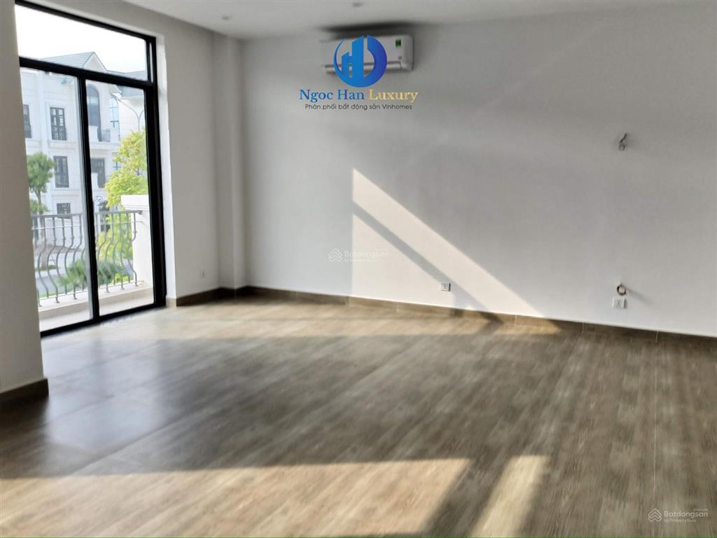 Giá chỉ 50 triệu  cặp 02 căn shophouse đối diện chung cư xây 5 tầng, có thang máy