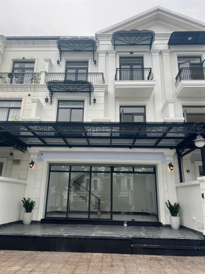Bán 21 tỷ căn shophouse hải âu 02  vị trí đẹp, đang kinh doanh tốt
