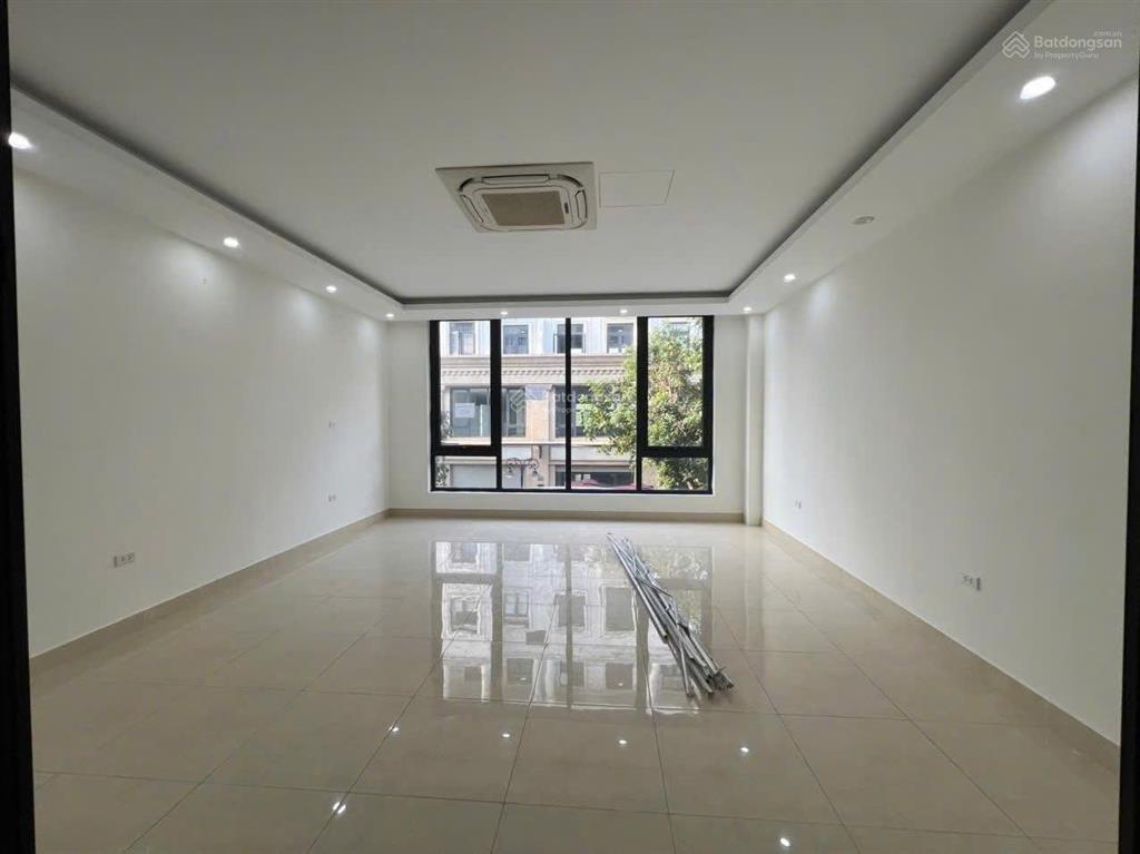 Giá 14 triệu/tháng căn shophouse gần ngay khu chung cư, tiện kd, vp, cty