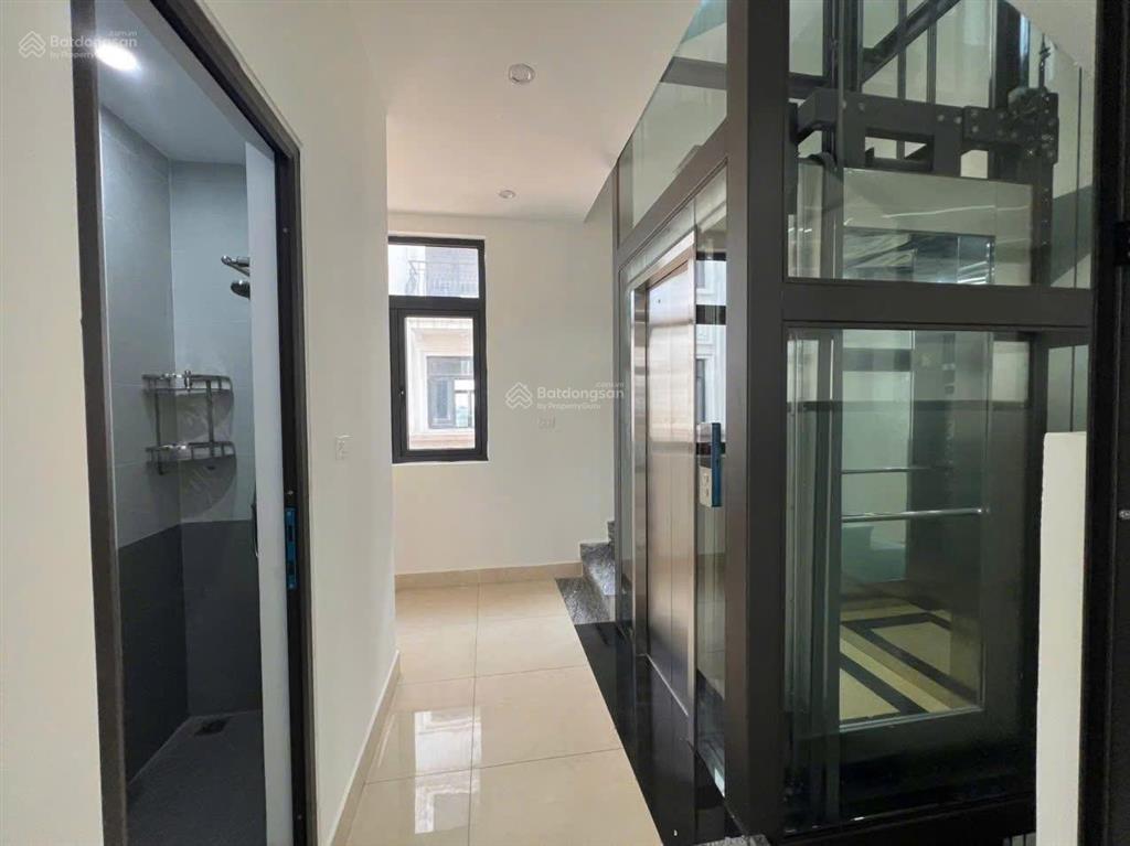 Giá 14 triệu/tháng căn shophouse gần ngay khu chung cư, tiện kd, vp, cty