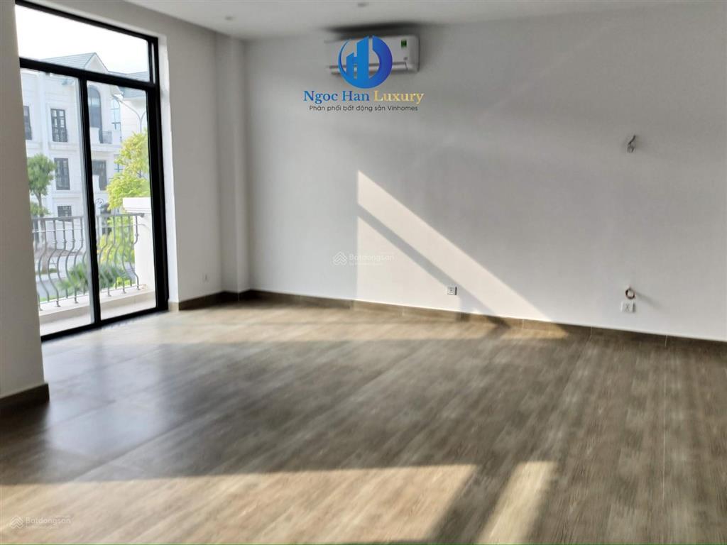 Chỉ 20 triệu/tháng. cho thuê căn liền kề hải âu 02 nhìn đường lớn 30m gần chung cư