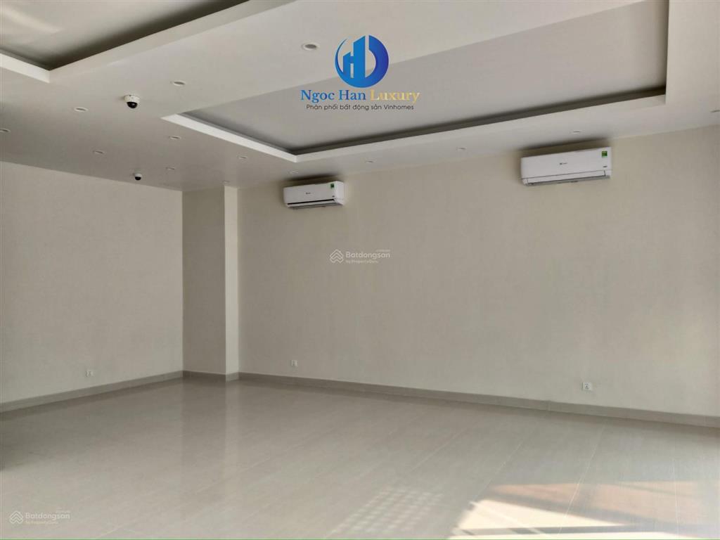 Chỉ 20 triệu/tháng. cho thuê căn liền kề hải âu 02 nhìn đường lớn 30m gần chung cư