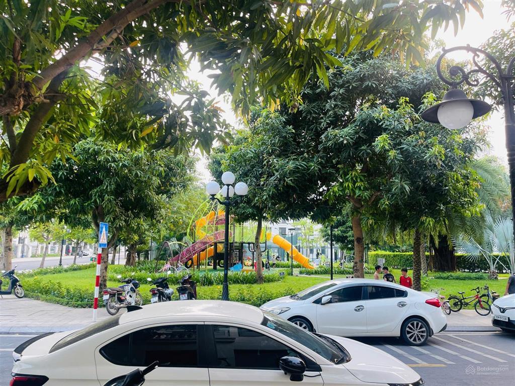 Bán nhanh căn sao biển 23141 cạnh góc, thoáng sau, view công viên, bể bơi