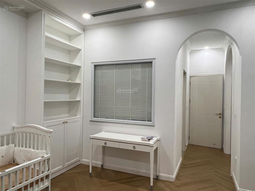 Giá 55 triệu/tháng  full đồ cao cấp 6 tỷ, view công viên, gần hồ ngọc trai 24,5ha