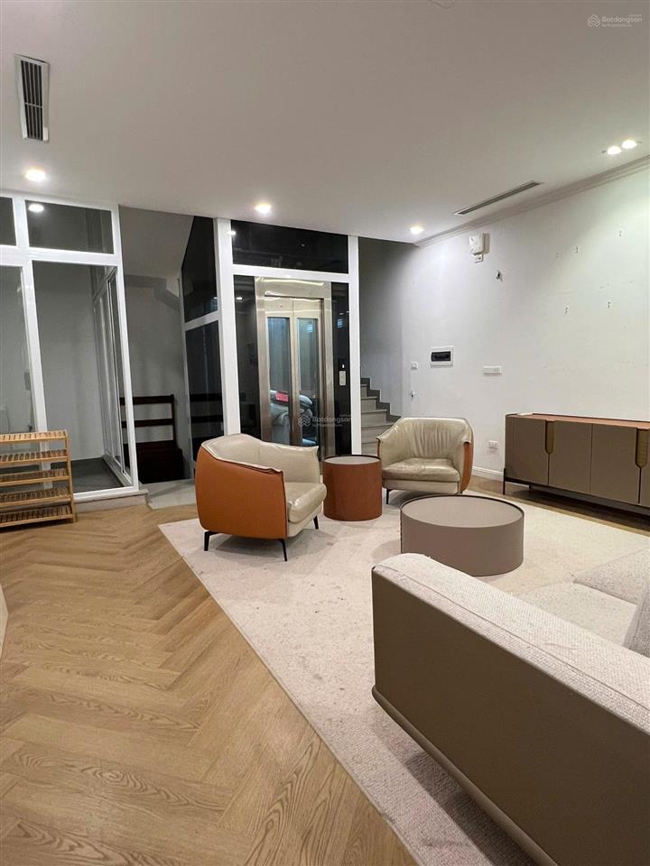 Giá 55 triệu/tháng  full đồ cao cấp 6 tỷ, view công viên, gần hồ ngọc trai 24,5ha