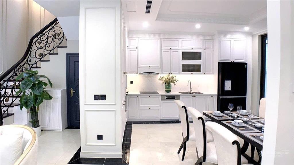 Giá mềm nhất dãy. bán liền kề hải âu 02 dt 95m2, 4t, mt 7,5m, đang ở và kd