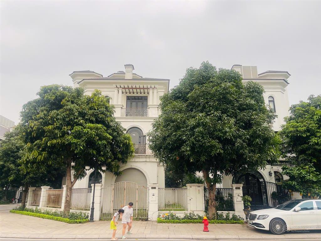 Bán gấp  biệt thự đơn lập góc 2 mặt tiền  view hồ ngọc trai 24,5ha  nhà như ảnh