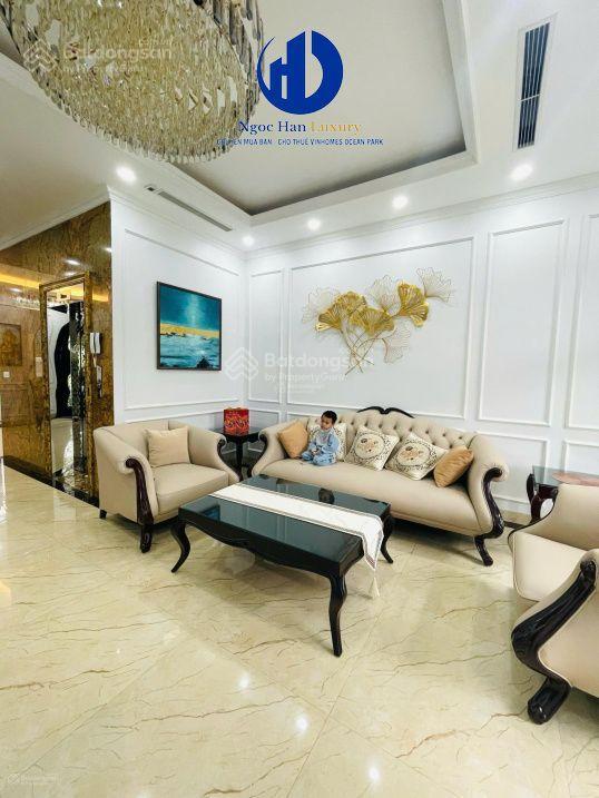Giá 26 tỷ  bán gấp nhà full đồ đẹp, có thang máy, view biển hồ 24,5ha