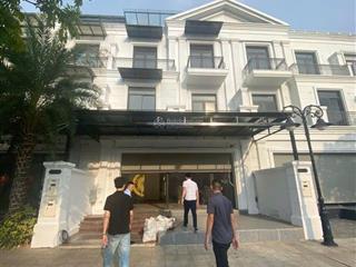 Giá 15 triệu  bao phí dịch vụ, căn hải âu 02. dt 90m2, 4t, mt 7,5m